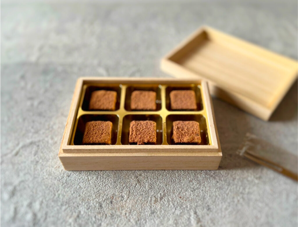Home 生きてるチョコ